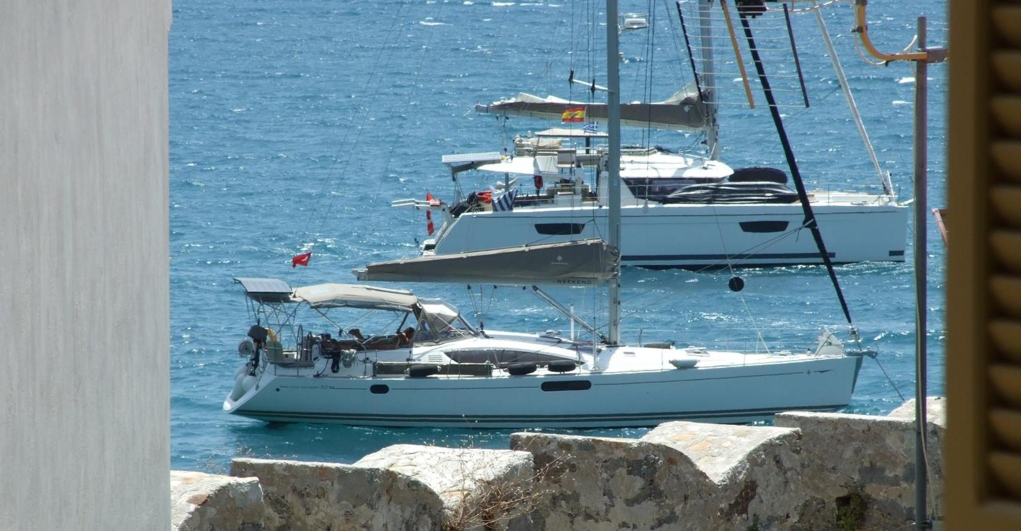 Nafpaktos Apartment And Studios In Port ภายนอก รูปภาพ