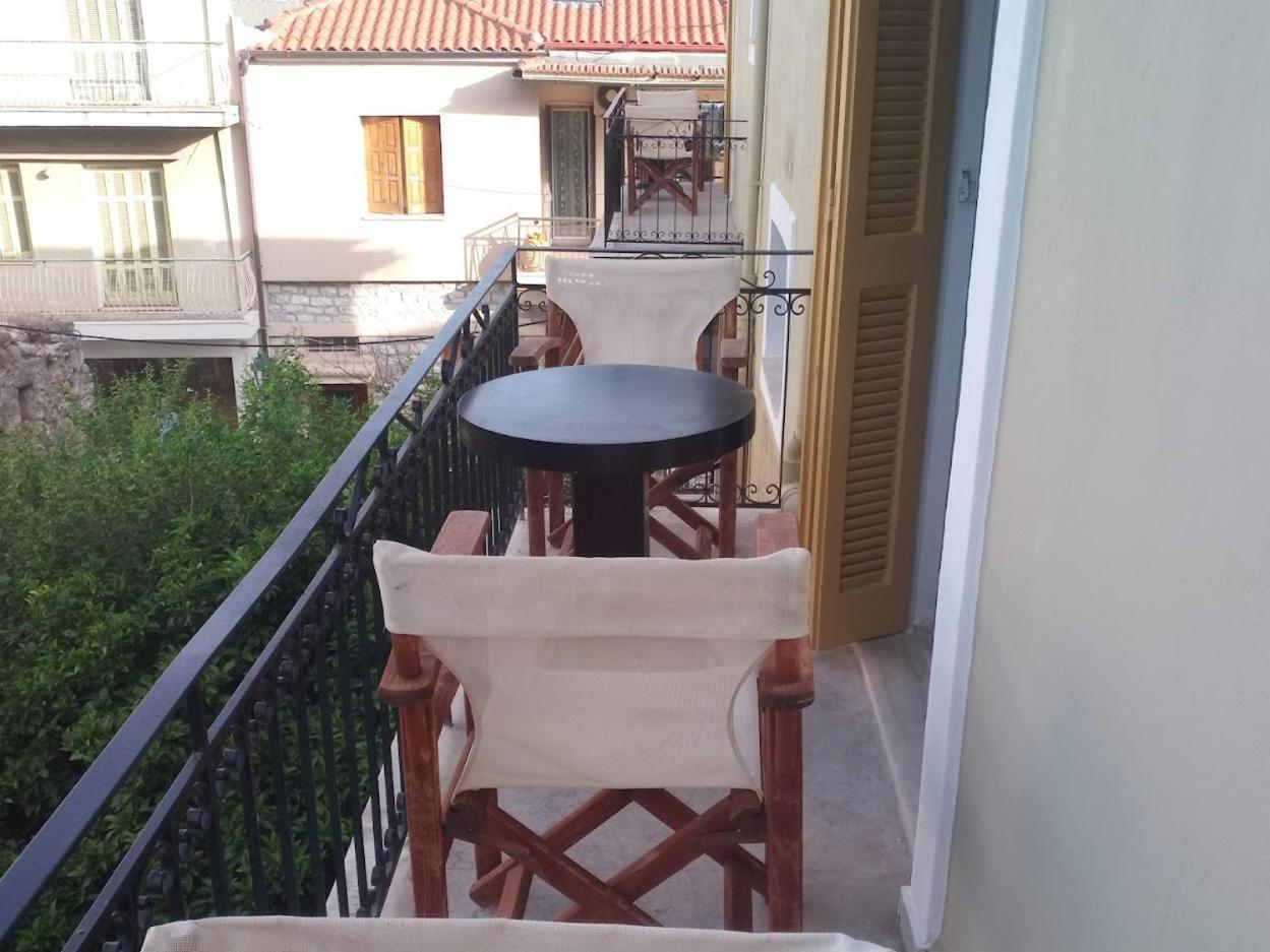 Nafpaktos Apartment And Studios In Port ภายนอก รูปภาพ