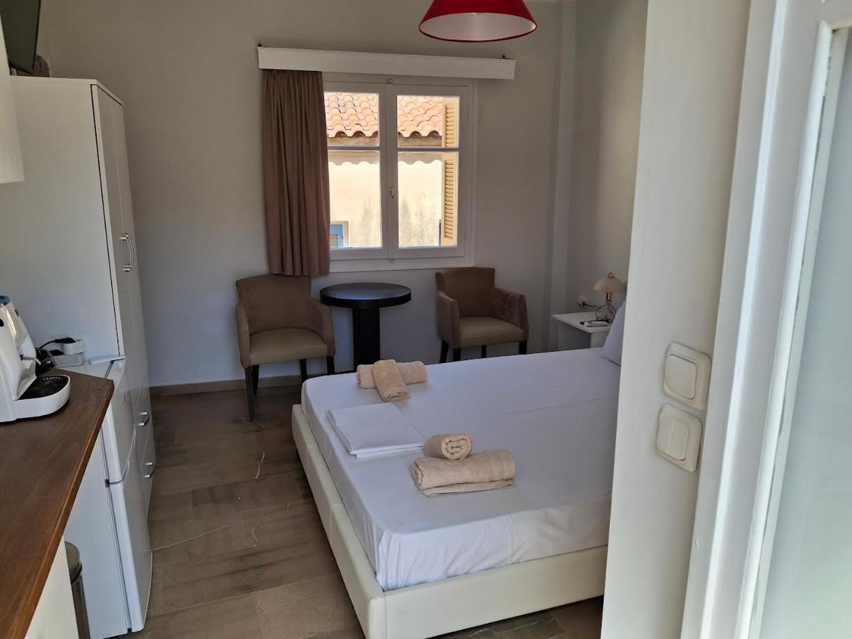 Nafpaktos Apartment And Studios In Port ห้อง รูปภาพ