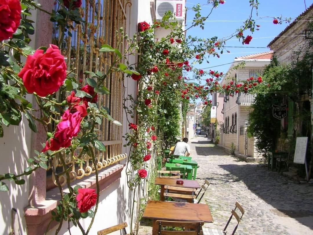 Nafpaktos Apartment And Studios In Port ภายนอก รูปภาพ