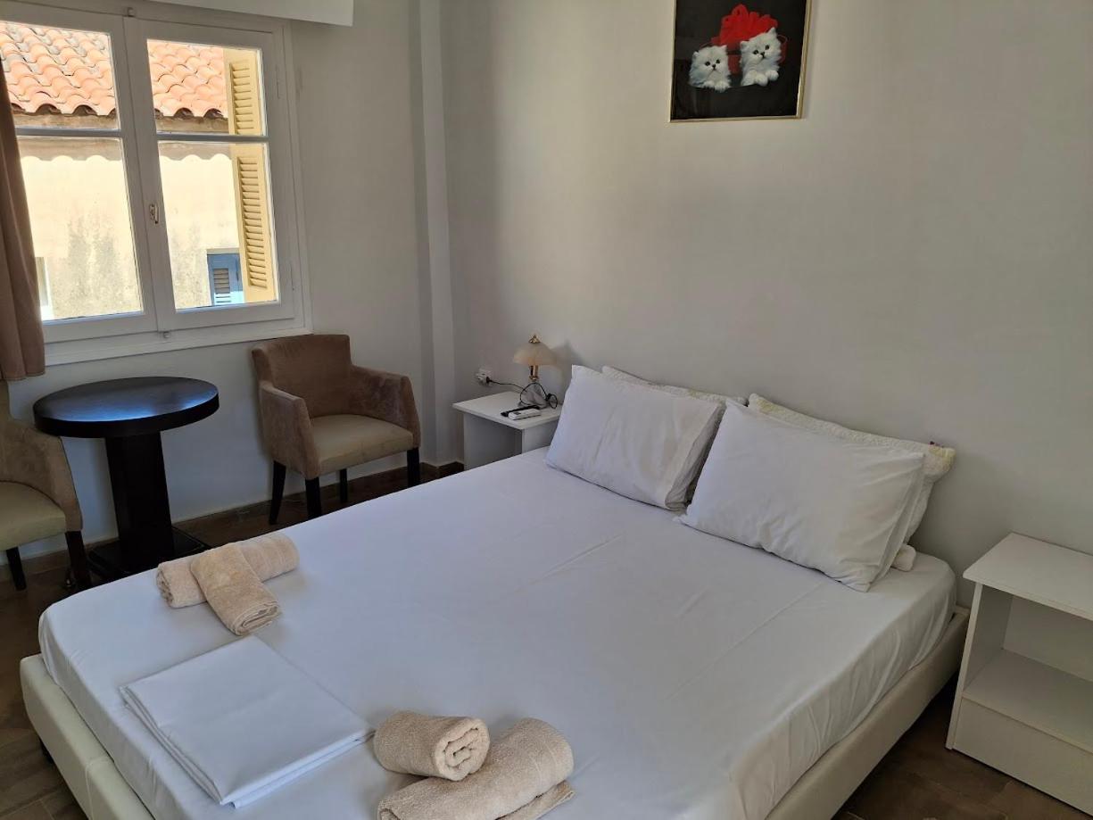 Nafpaktos Apartment And Studios In Port ห้อง รูปภาพ